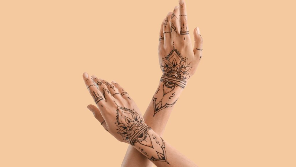 simple:zrgndj7ncki= mehendi design