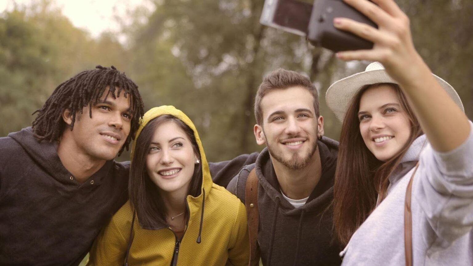 What Are the Risks of Letting Someone Use Your Address? What You Need