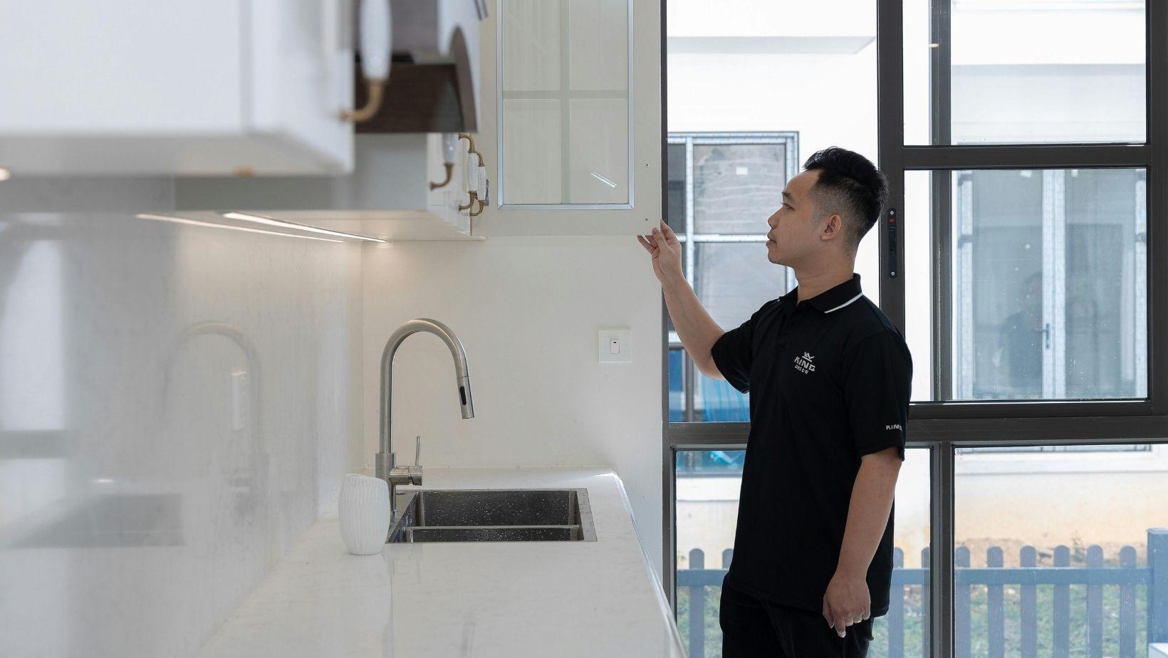 apartment maintenance tips, DIY apartment repairs, apartment management responsibilities, rental property upkeep, tenant maintenance guides, apartment repair services, property maintenance tips, apartment upkeep checklist, rental property repairs, landlord maintenance tips